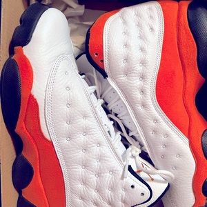 Jordan 13 Starfish  size 7y (women 8.5)